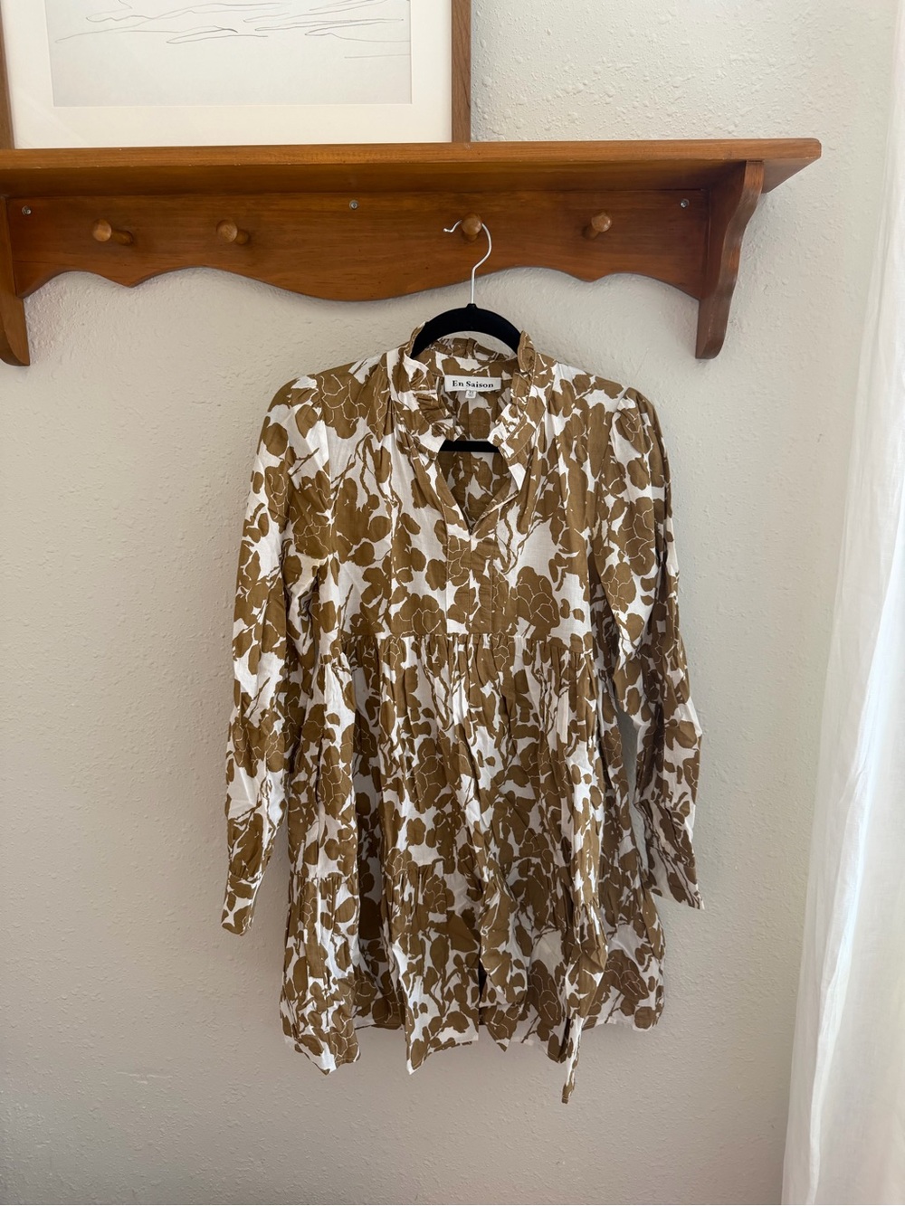 En Saison (Nordstrom) White and Brown Floral Tunic